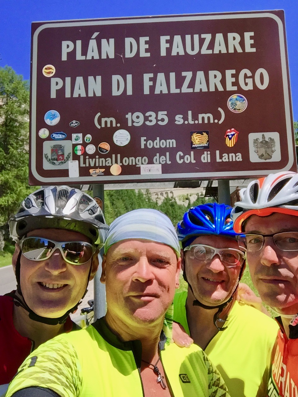 Jürgen, Andi, Hans-Jörg u. Martin, Passo Falzarego, Dolomites, Italy