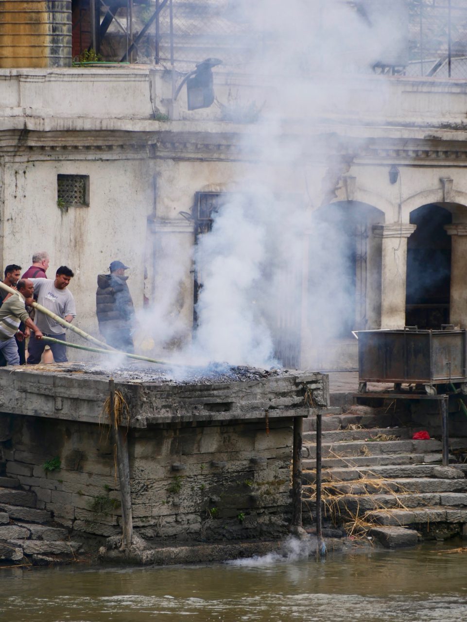 Öffentliche Verbrennung, Hindu Tempel Pashupatinath, Kathmandu, Nepal